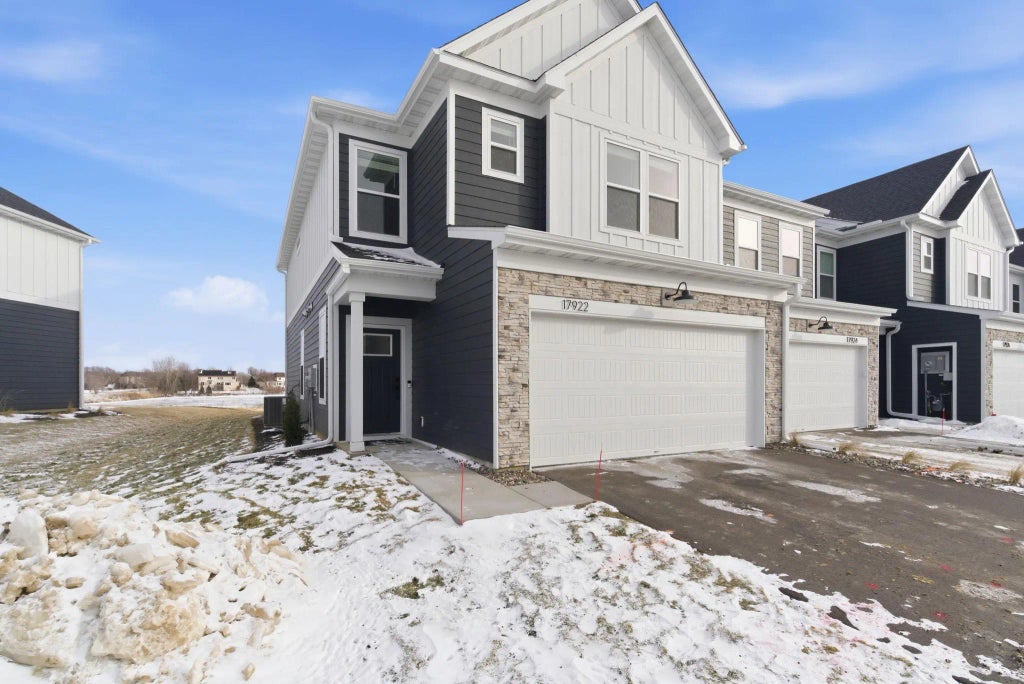 17922 Genoa Drive, Lakeville