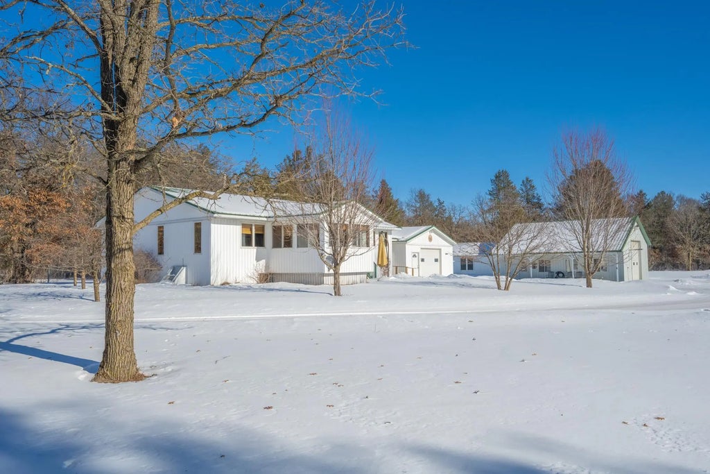 23548 W River Road, Grantsburg