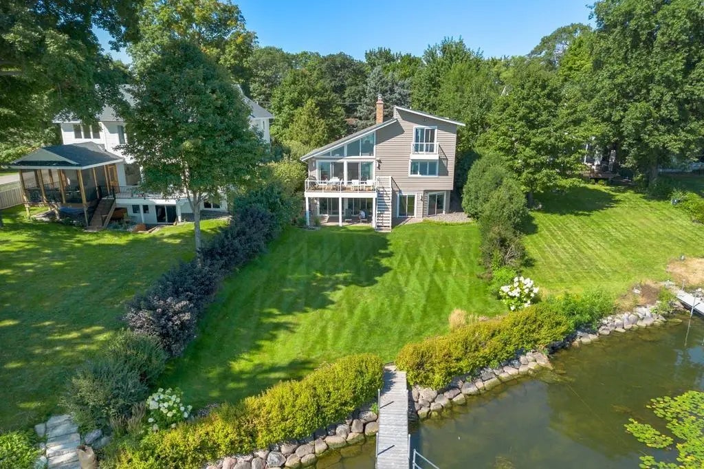 1790 Shadywood Road, Wayzata