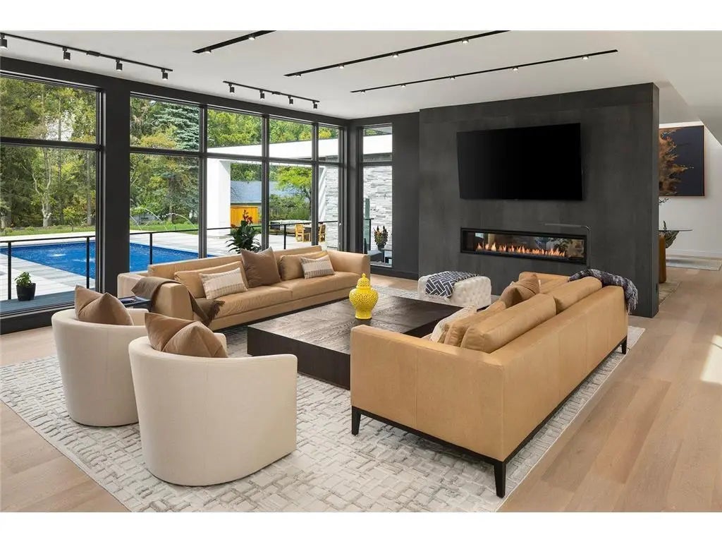 4513x Laguna Drive, Edina