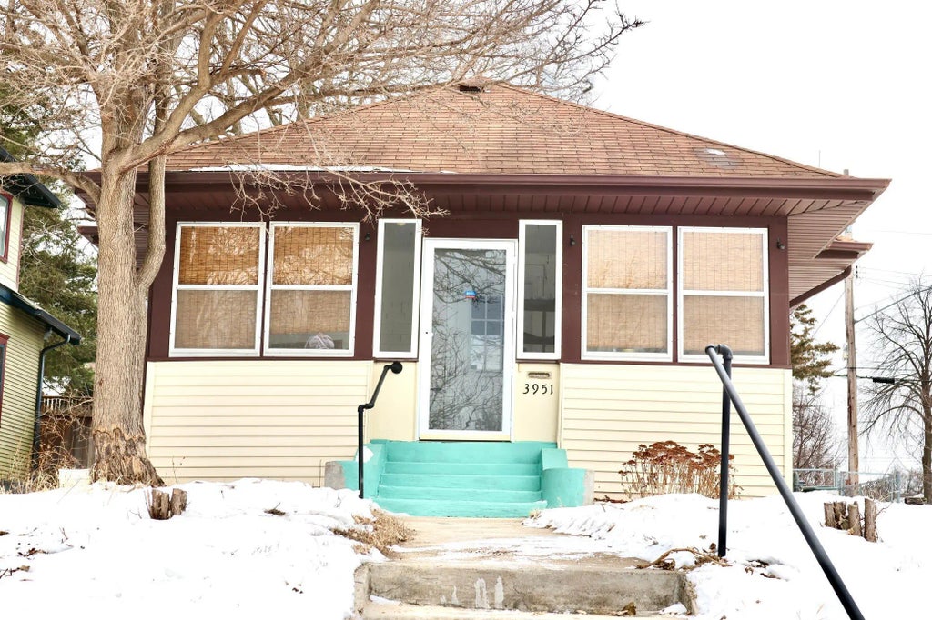 3951 17th Avenue S, Minneapolis