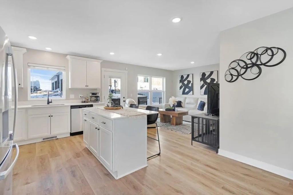 8851 Granite Court, Woodbury