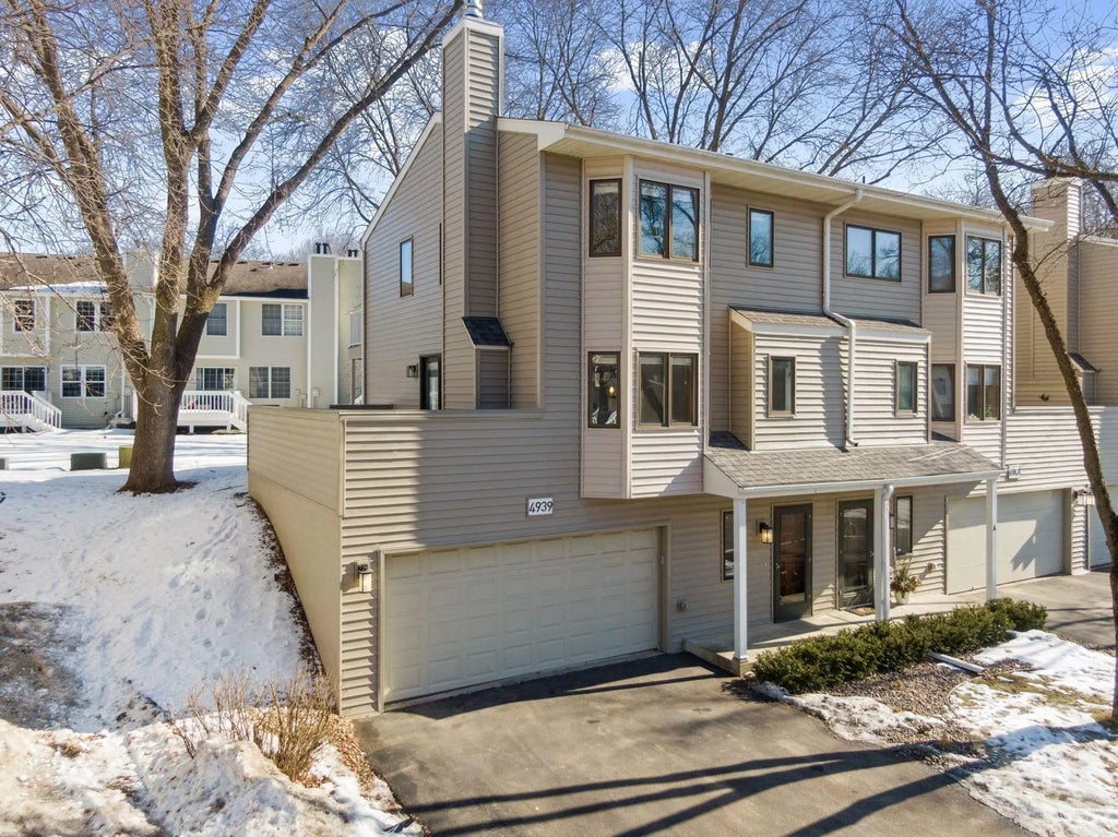 4939 Bayswater Road, Minnetonka