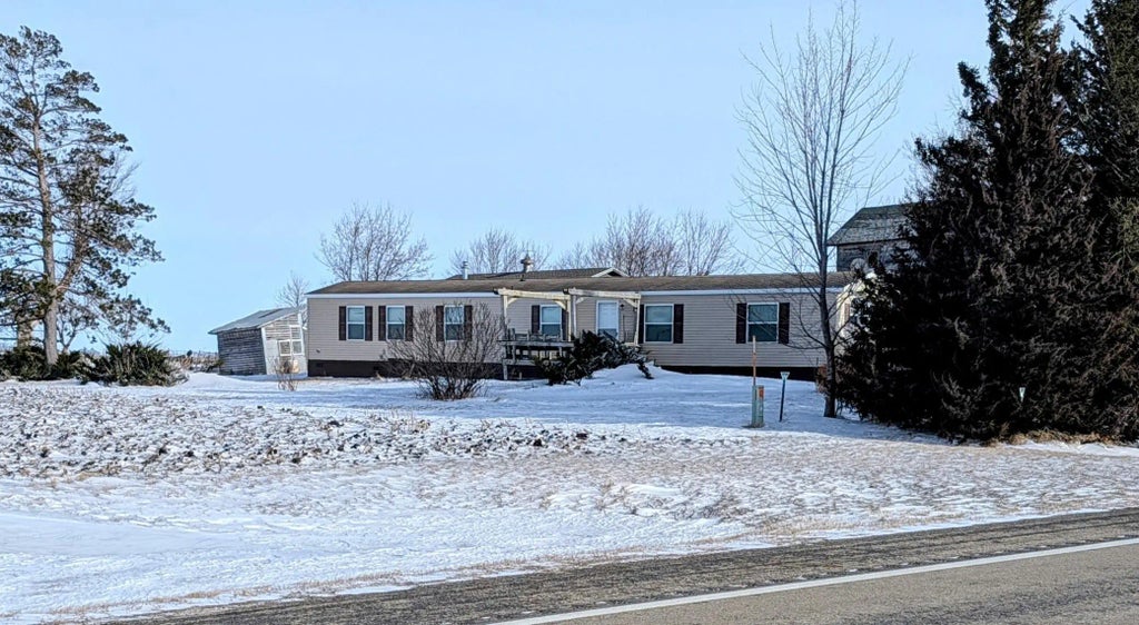 9322 76th Street Nw, Morristown