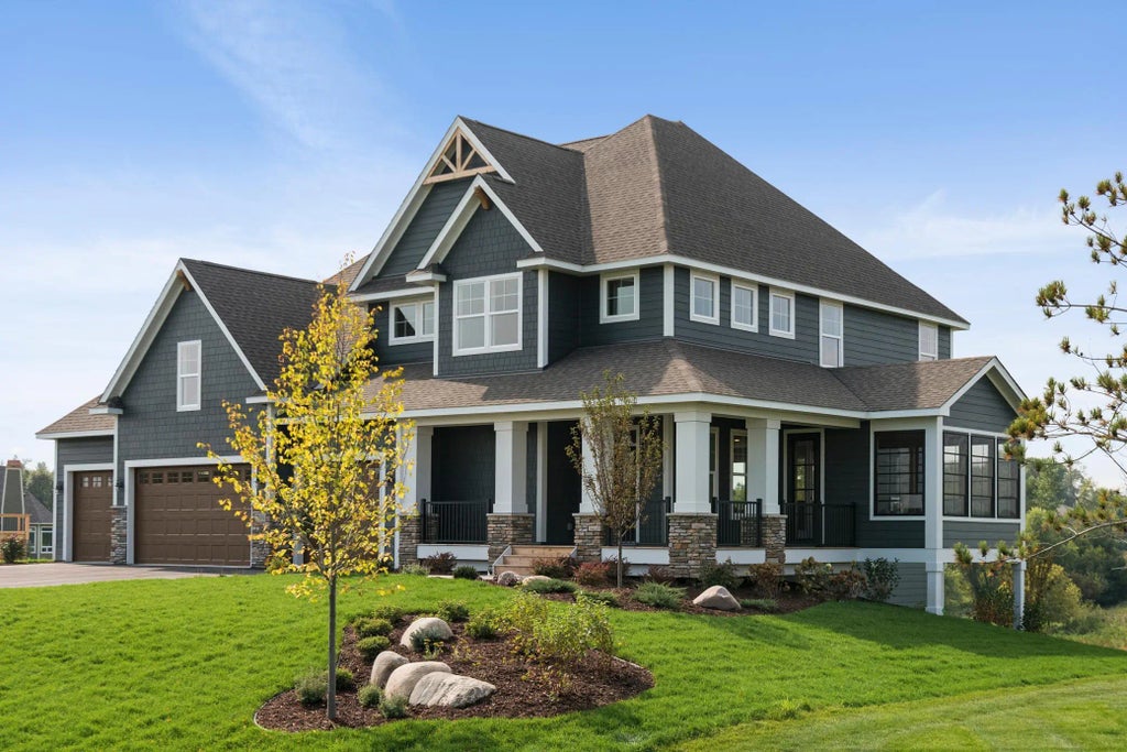 725 Crest Curve, Hudson