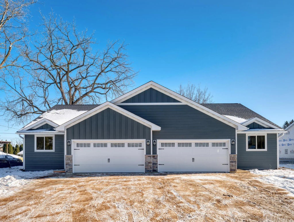 230 S Chestnut Street, Ellsworth