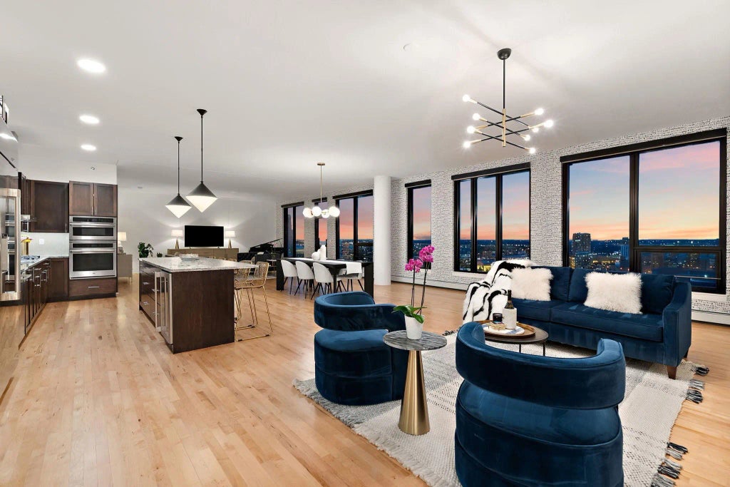 1240 2nd Street S 1226, Minneapolis