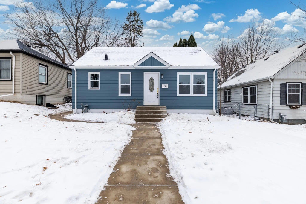 1966 Nebraska Avenue E, Saint Paul