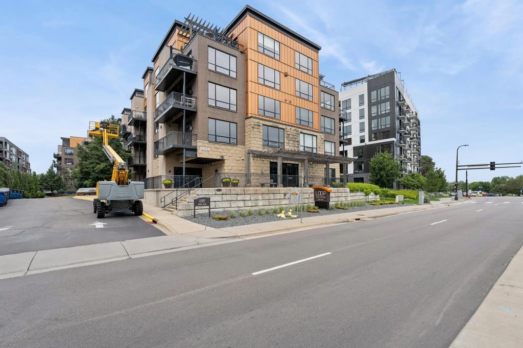 3104 W Lake Street 412, Minneapolis