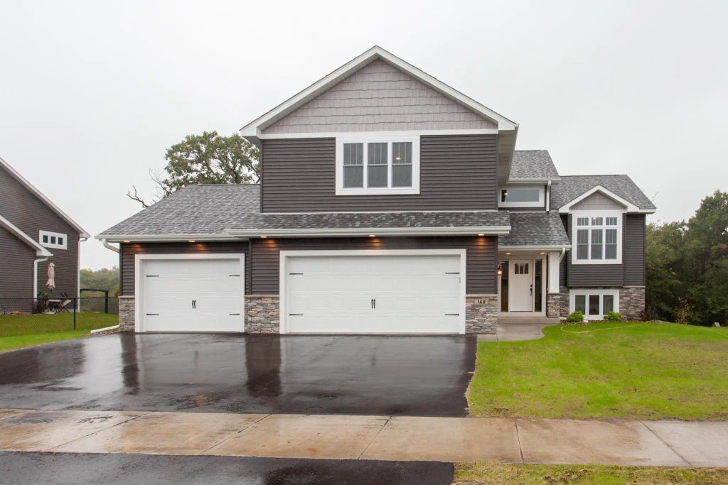 1631 72nd Avenue, Hammond