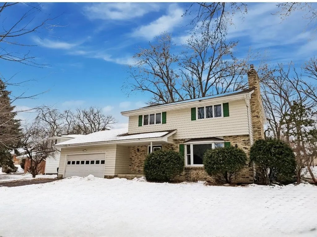 5920 Wisconsin Circle N, New Hope