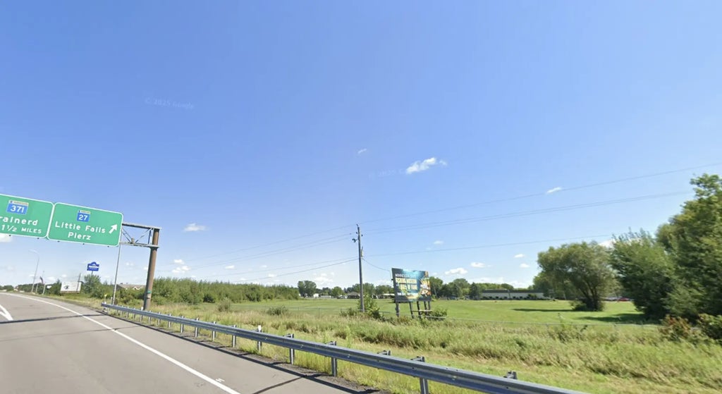 400 Lemieur Street, Little Falls