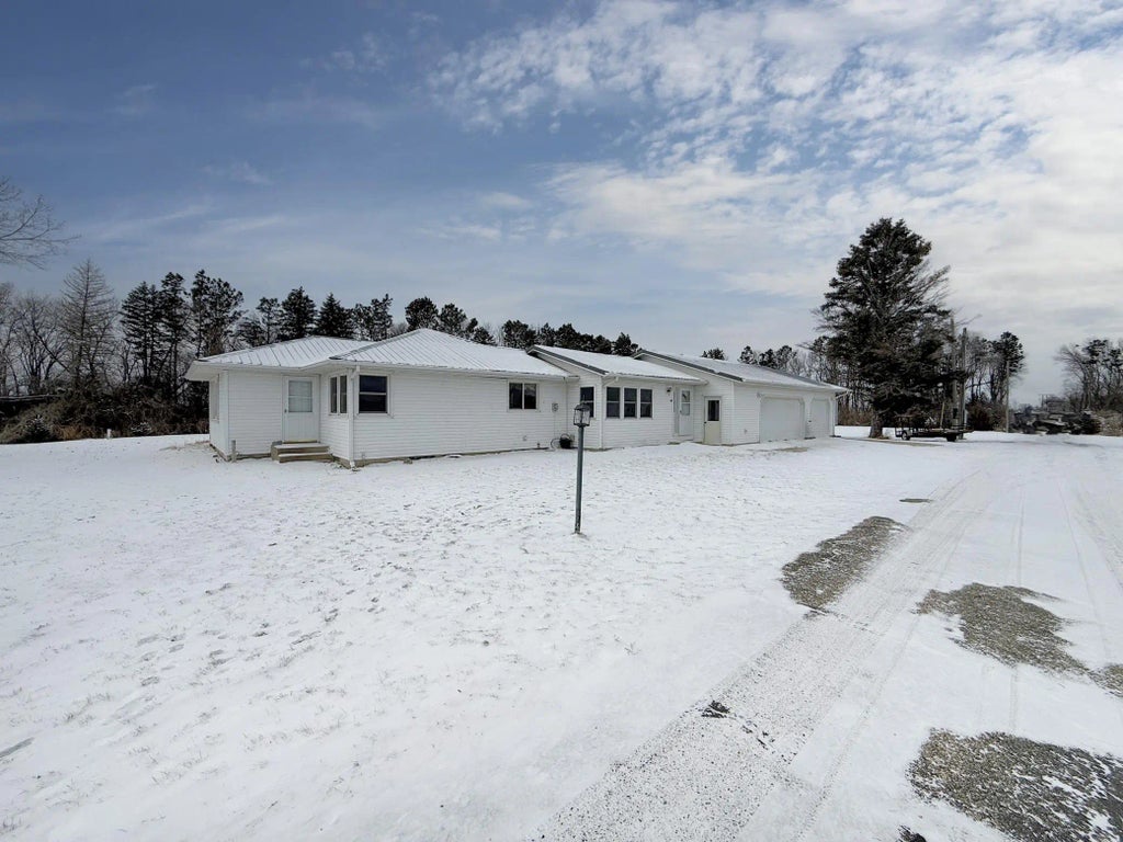 3876 230th Street, Montevideo