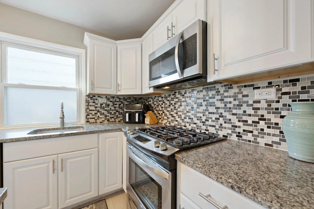 6904 Minnetonka Boulevard, Saint Louis Park