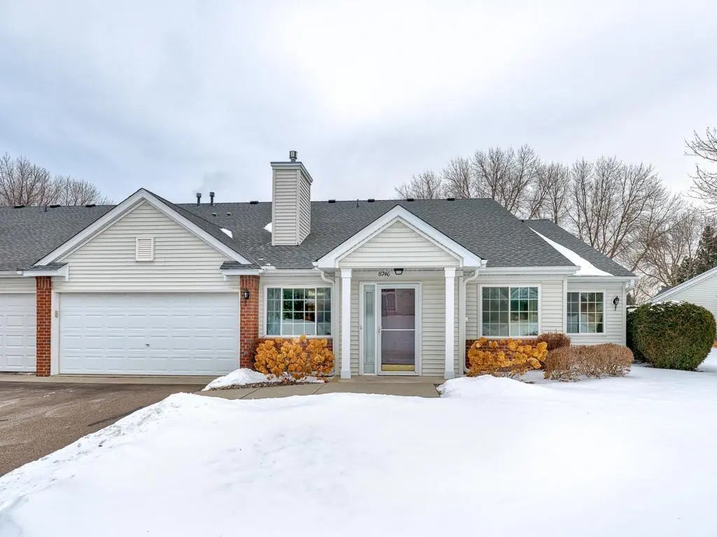 8746 Baxter Way, Inver Grove Heights