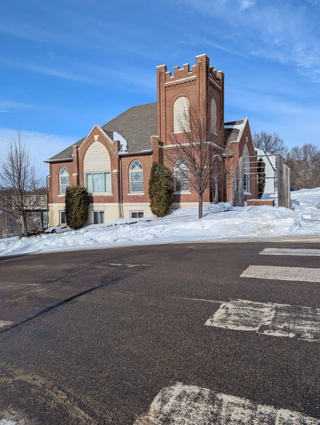 301 N Union Avenue, Fergus Falls