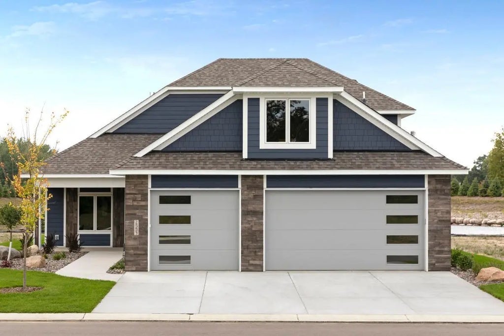 2535 110th Court Ne, Blaine