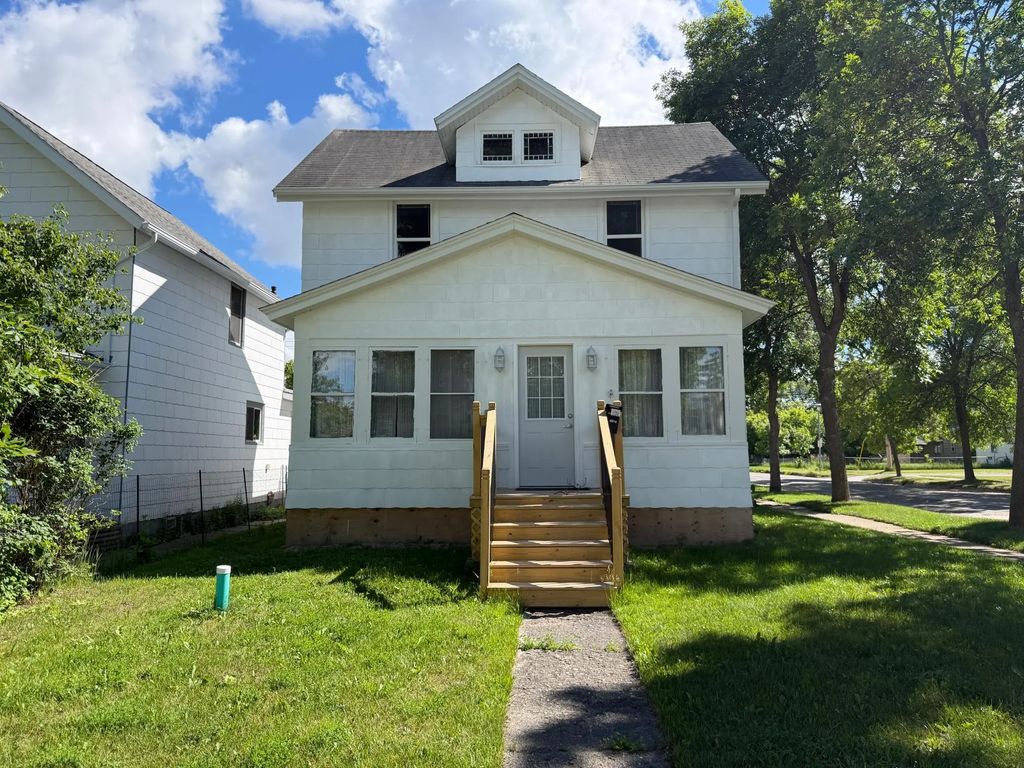 723 6th Street, International Falls