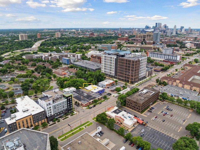 2720 University Avenue Se, Minneapolis