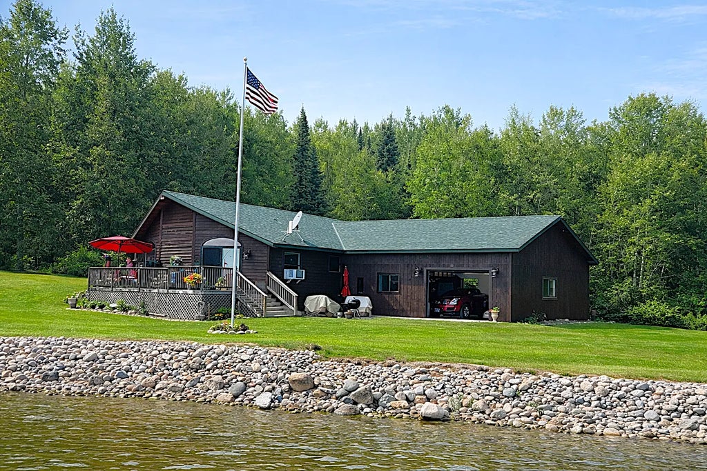 25388 County Road 523, Effie