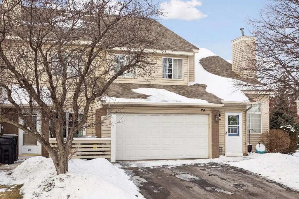 13174 Meadowood Curve Nw 24, Coon Rapids