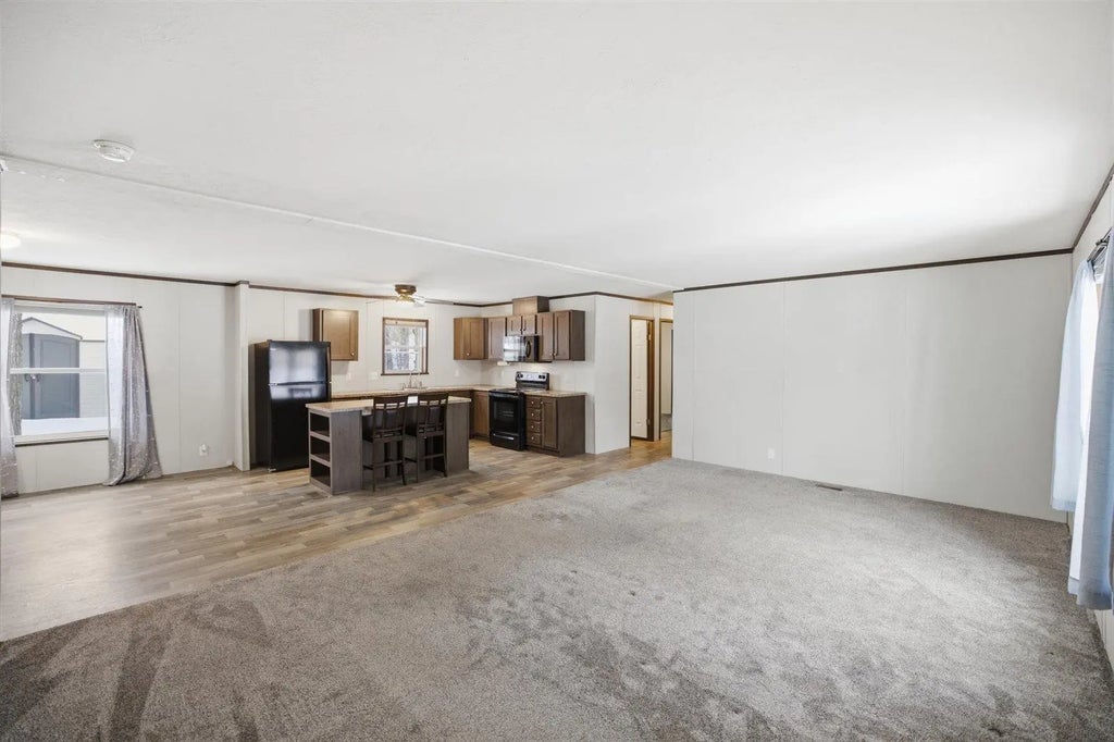 2060 Clearwater Forest Drive S, South Haven