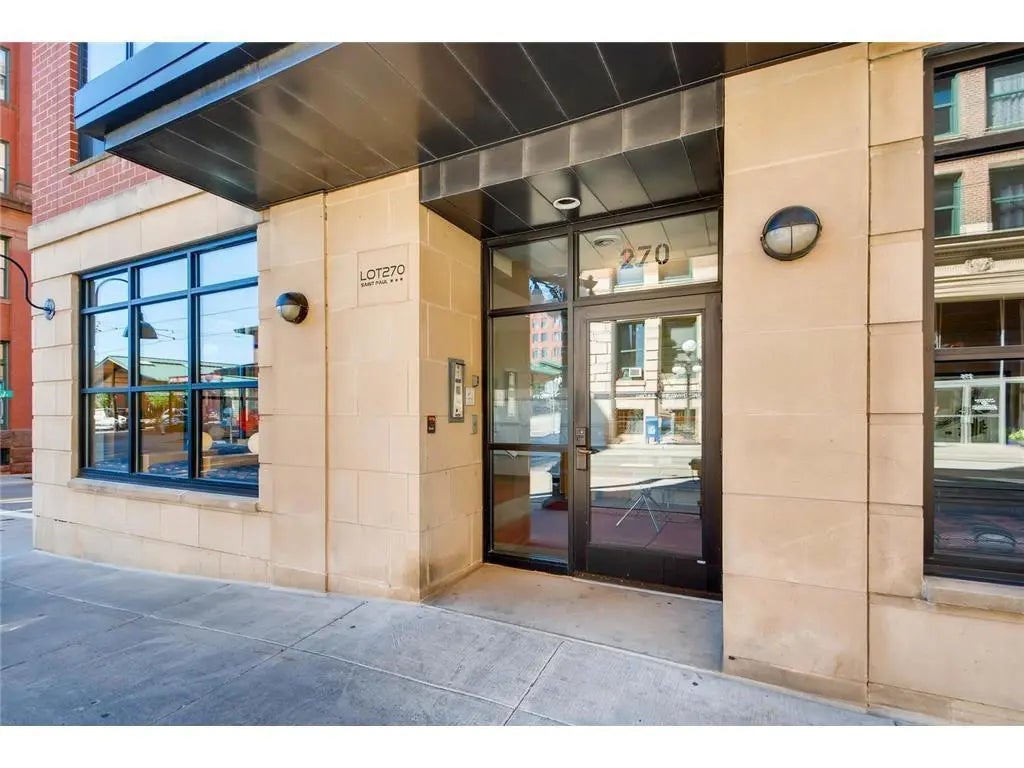 270 4th Street 402, Saint Paul