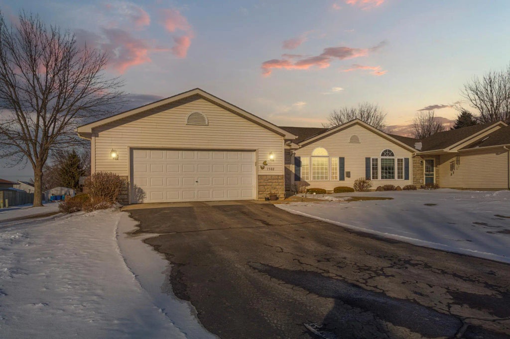 1502 Carriage Circle, Faribault