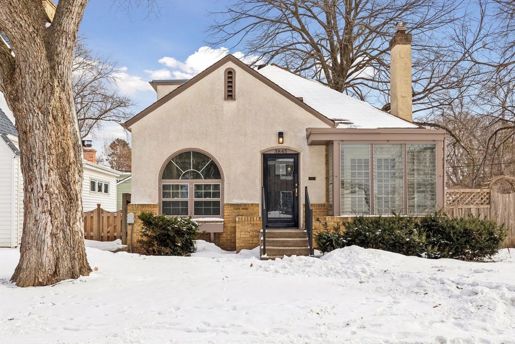 3845 Lynn Avenue, Saint Louis Park