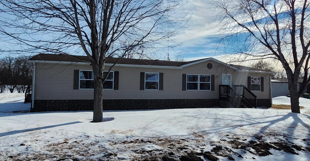 617 6½ Avenue, Milnor