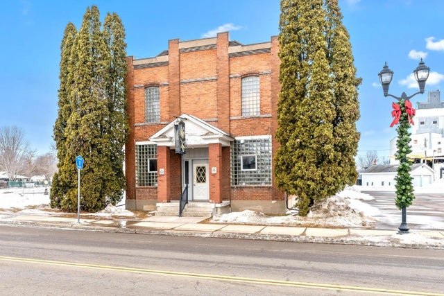 155 W 4th Street, Rush City