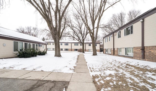 500 S 13th Street, Olivia