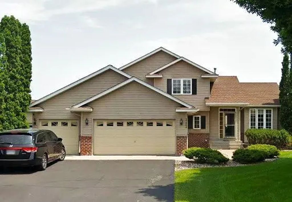 17584 Firebird Path, Farmington