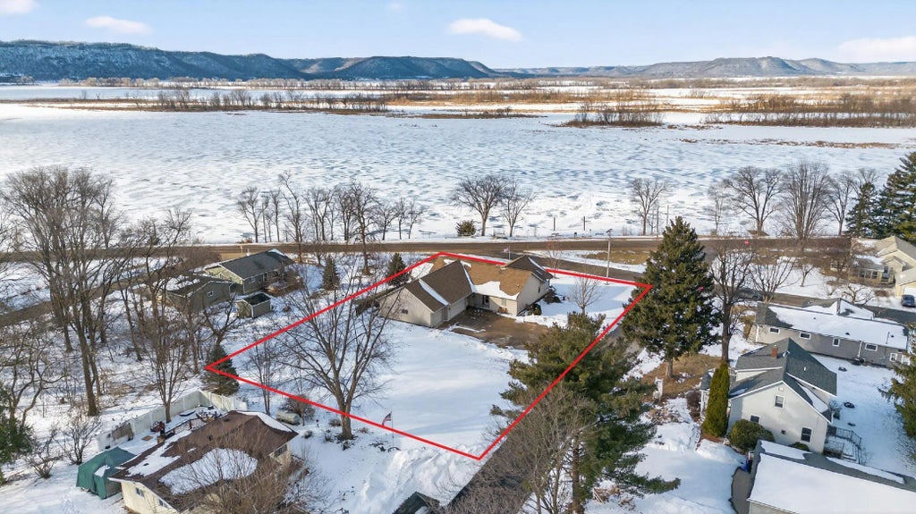 89 W 2nd Street, Buffalo City