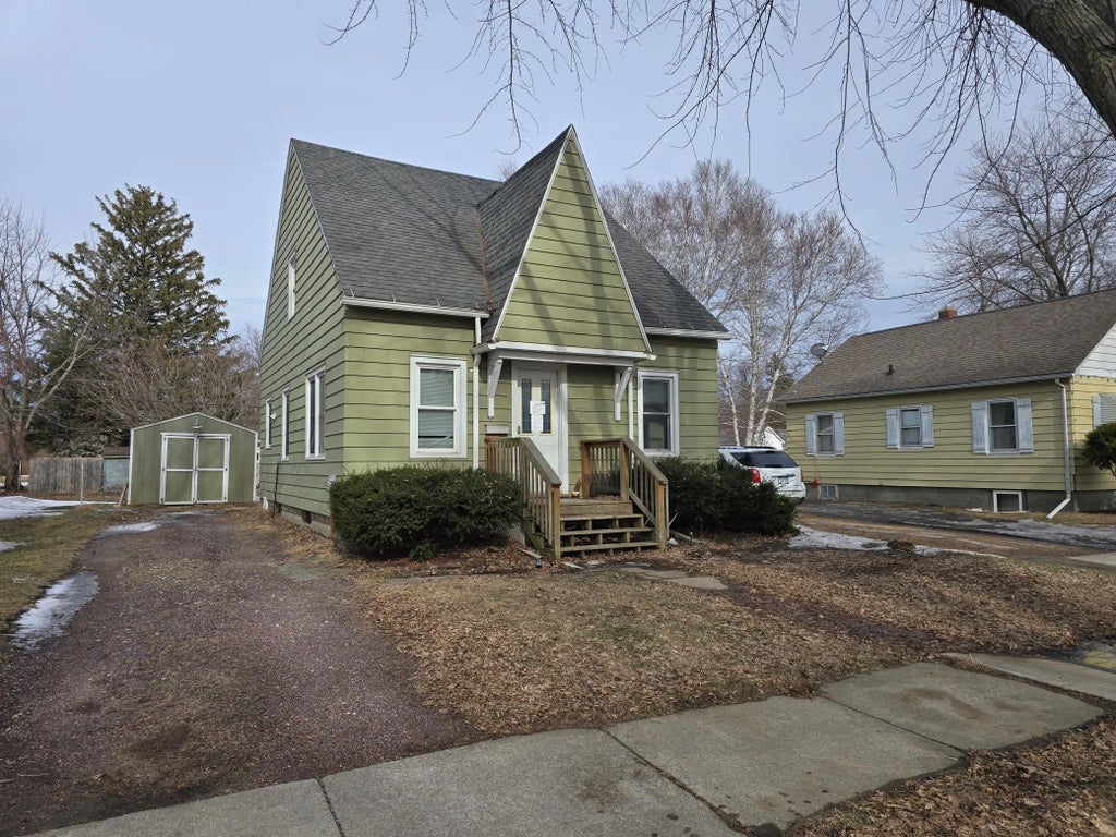 117 E 11th Street, Fairmont