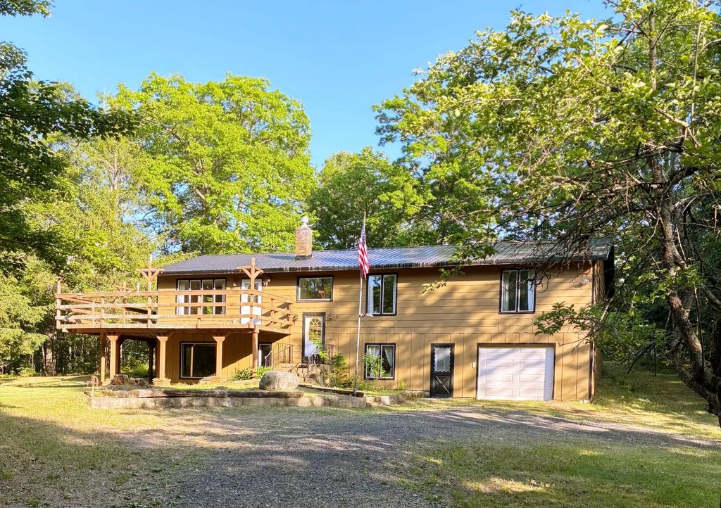 9410 Pine Lake Road, Iron River