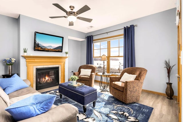 4100 Spring Street 310, Spring Park