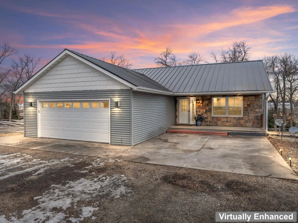 23371 650th Avenue, Alden