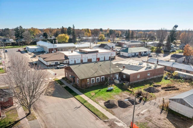 205 2nd Street Sw, Braham