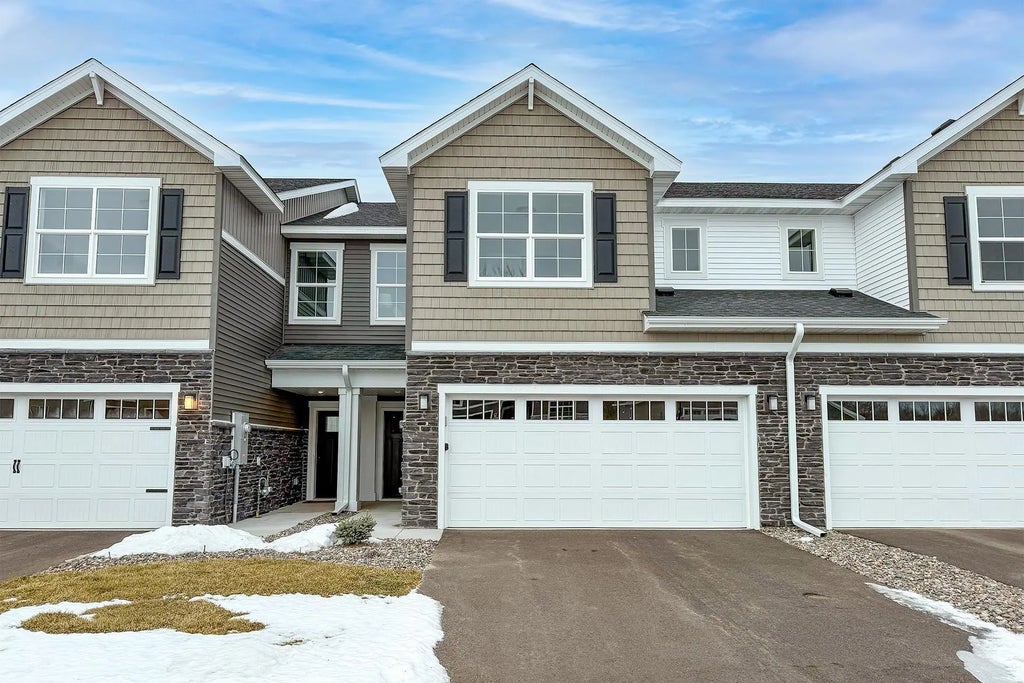 19946 Hunters Ridge, Corcoran