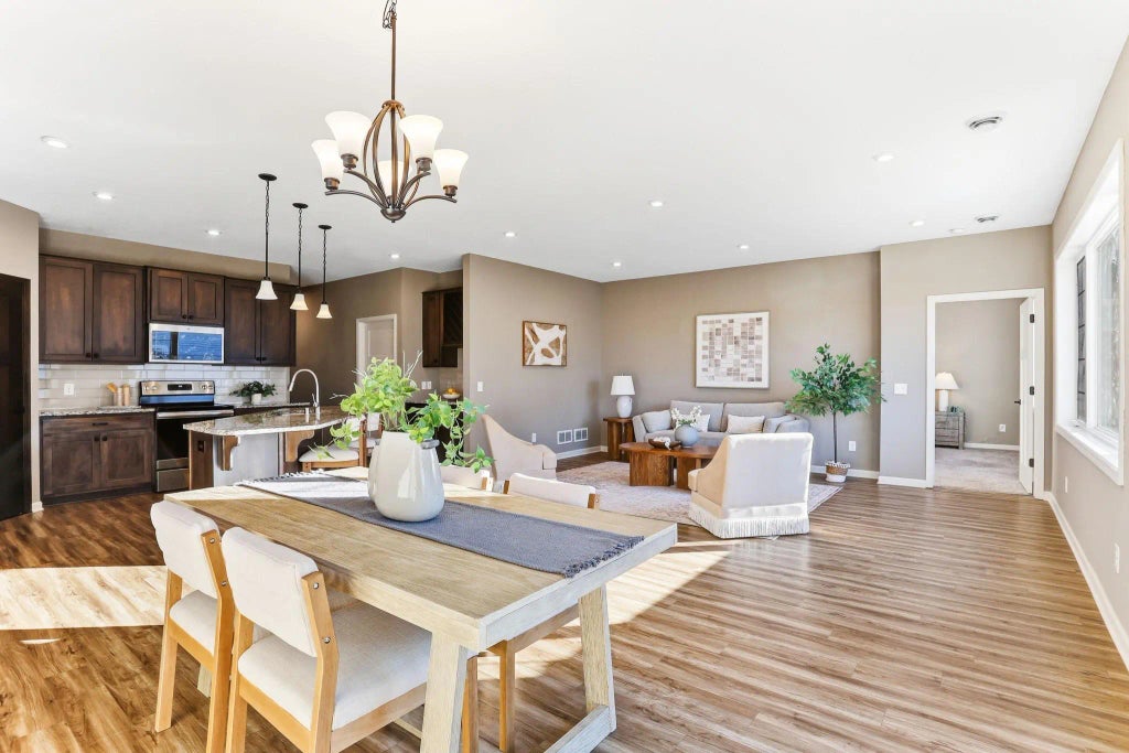 7501 Fir Lane N, Hamel