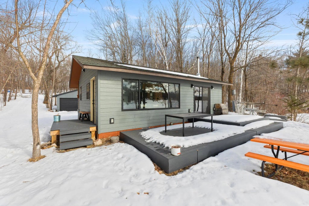 1551 Wabedo Frontage Road Ne, Longville