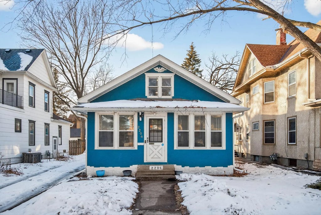 2206 Polk Street Ne, Minneapolis