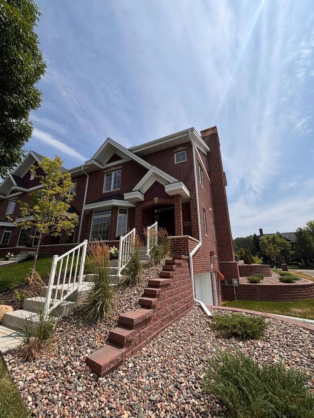 10823 Falling Water Lane A, Woodbury