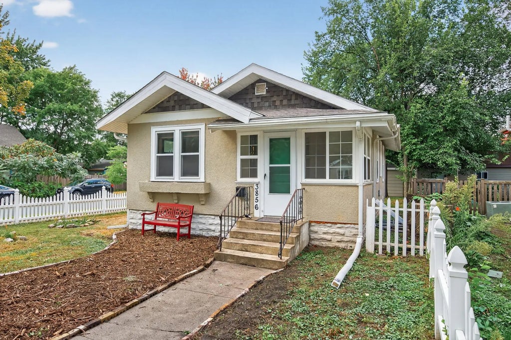 3856 45th Avenue S, Minneapolis
