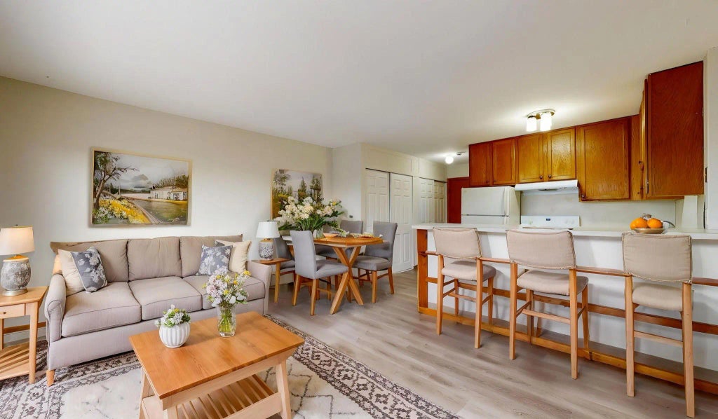 2216 Pleasant Avenue 205, Minneapolis