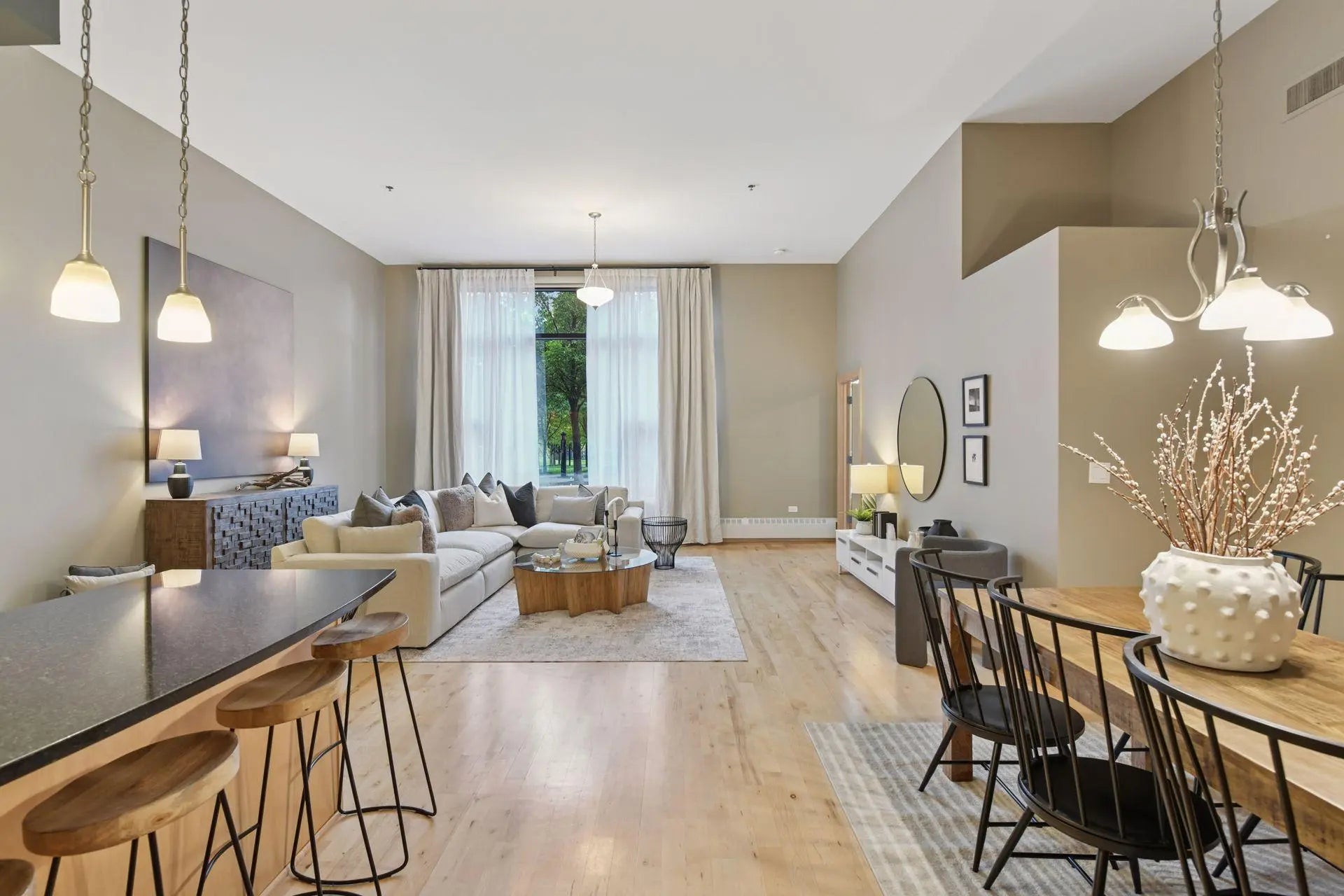 Photo of Listing #7020770