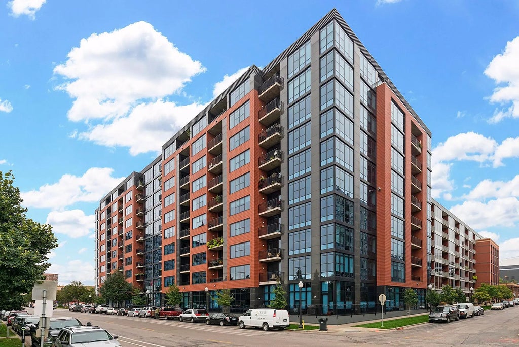 215 10th Avenue S 438, Minneapolis