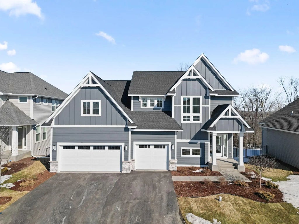 12865 Stutz Court, Blaine