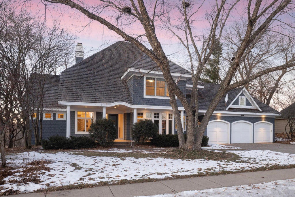 14898 Boulder Pointe Road, Eden Prairie